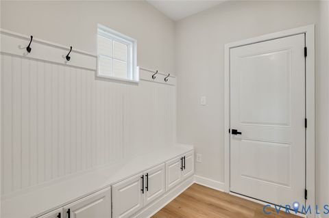 Tiny photo for 18724 Holly Crest Drive, Moseley, VA 23120 (MLS # 2533247)