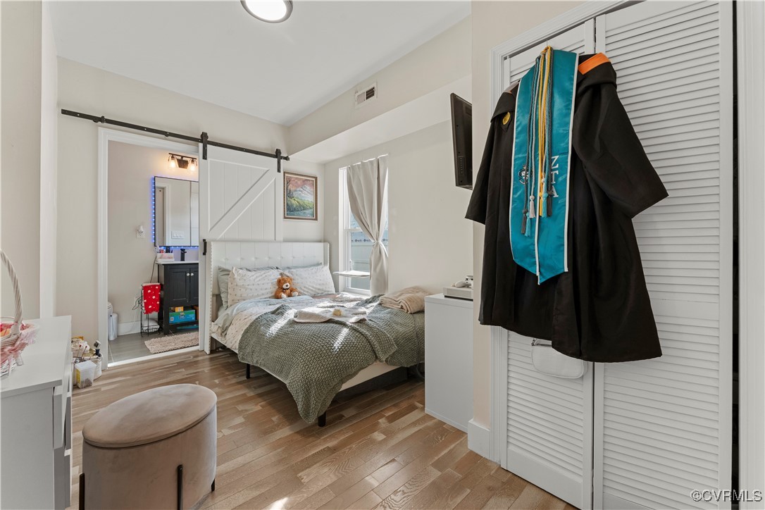 Richmond, Virginia 23220, United States, 4 Bedrooms Bedrooms, ,5 BathroomsBathrooms,Residential,Pending,121509