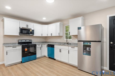 Tiny photo for 524 St Matthew Street, Petersburg, VA 23803 (MLS # 2629287)