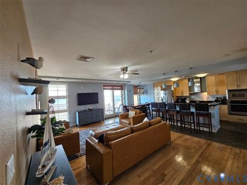 Tiny photo for 3738 Sandpiper Road #432B, Virginia Beach, VA 23456 (MLS # 2533254)