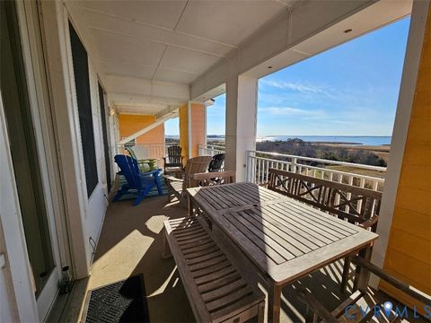 Tiny photo for 3738 Sandpiper Road #432B, Virginia Beach, VA 23456 (MLS # 2533254)