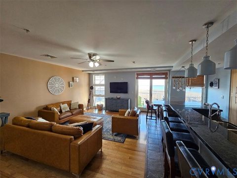 Tiny photo for 3738 Sandpiper Road #432B, Virginia Beach, VA 23456 (MLS # 2533254)