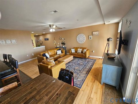 Tiny photo for 3738 Sandpiper Road #432B, Virginia Beach, VA 23456 (MLS # 2533254)