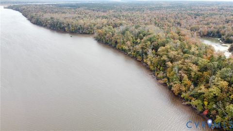 Tiny photo for 7 Scotland Landing Road, West Point, VA 23181 (MLS # 2530342)