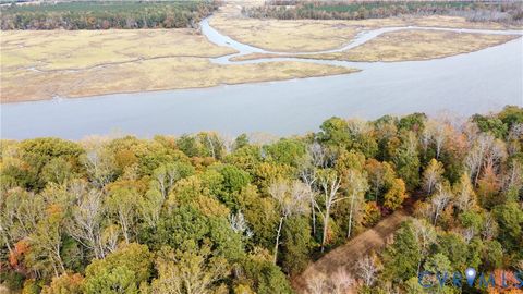 Tiny photo for 7 Scotland Landing Road, West Point, VA 23181 (MLS # 2530342)