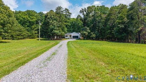 Tiny photo for 865 Sulphur Springs Rd RD, Prospect, VA 23960 (MLS # 2618751)