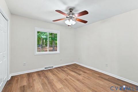 Tiny photo for 865 Sulphur Springs Rd RD, Prospect, VA 23960 (MLS # 2618751)
