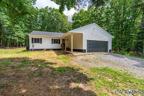 Tiny photo for 865 Sulphur Springs Rd RD, Prospect, VA 23960 (MLS # 2618751)