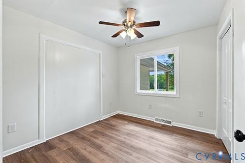 Tiny photo for 865 Sulphur Springs Rd RD, Prospect, VA 23960 (MLS # 2618751)