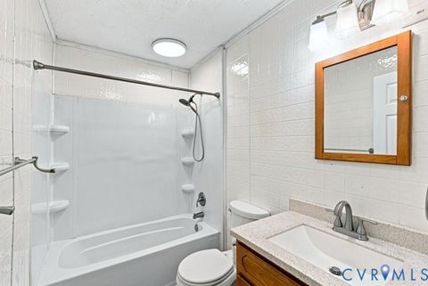 Tiny photo for 865 Sulphur Springs Rd RD, Prospect, VA 23960 (MLS # 2618751)