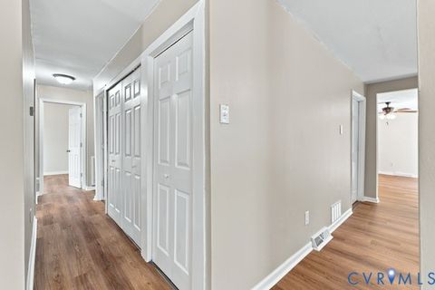 Tiny photo for 865 Sulphur Springs Rd RD, Prospect, VA 23960 (MLS # 2618751)