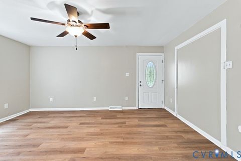 Tiny photo for 865 Sulphur Springs Rd RD, Prospect, VA 23960 (MLS # 2618751)