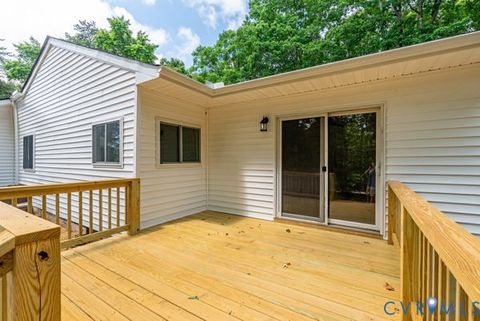 Tiny photo for 865 Sulphur Springs Rd RD, Prospect, VA 23960 (MLS # 2618751)