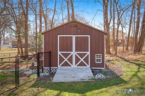 Tiny photo for 107 Oxford Road, Hopewell, VA 23860 (MLS # 2621686)