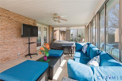 Tiny photo for 107 Oxford Road, Hopewell, VA 23860 (MLS # 2621686)