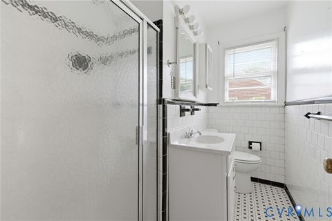 Tiny photo for 525 James Avenue, Colonial Heights, VA 23834 (MLS # 2614139)