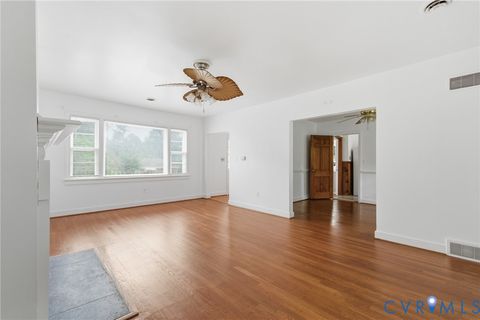 Tiny photo for 525 James Avenue, Colonial Heights, VA 23834 (MLS # 2614139)