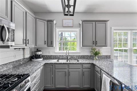 Tiny photo for 8919 Hollow Oak Drive, Midlothian, VA 23112 (MLS # 2609124)