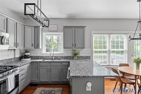 Tiny photo for 8919 Hollow Oak Drive, Midlothian, VA 23112 (MLS # 2609124)