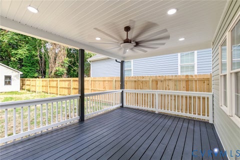Tiny photo for 409 S Jefferson Street, Petersburg, VA 23803 (MLS # 2622043)