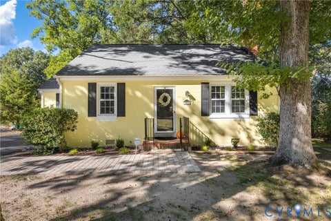 Photo of 2010 Pemberton Road, Henrico, VA 23238 (MLS # 2628114)