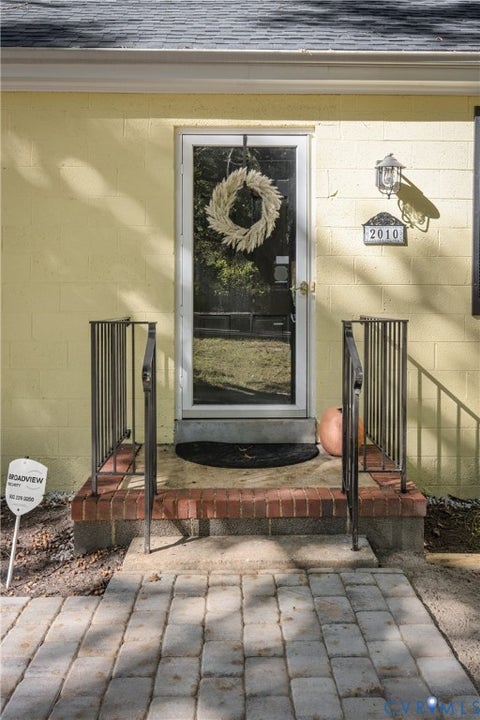 Tiny photo for 2010 Pemberton Road, Henrico, VA 23238 (MLS # 2628114)