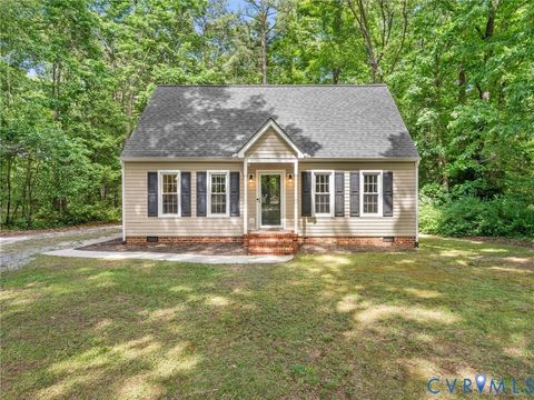 Photo of 13601 Ramblewood Drive, Chester, VA 23836 (MLS # 2612145)
