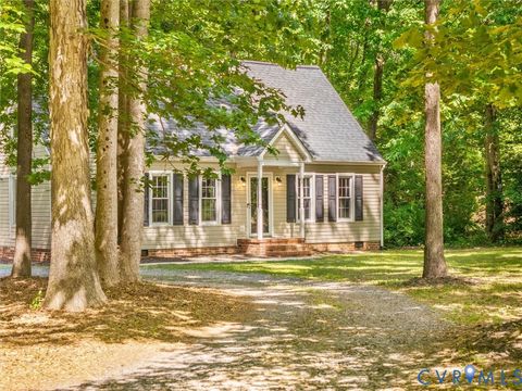 Tiny photo for 13601 Ramblewood Drive, Chester, VA 23836 (MLS # 2612145)