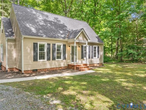 Tiny photo for 13601 Ramblewood Drive, Chester, VA 23836 (MLS # 2612145)