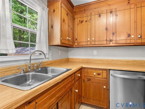 Tiny photo for 13601 Ramblewood Drive, Chester, VA 23836 (MLS # 2612145)