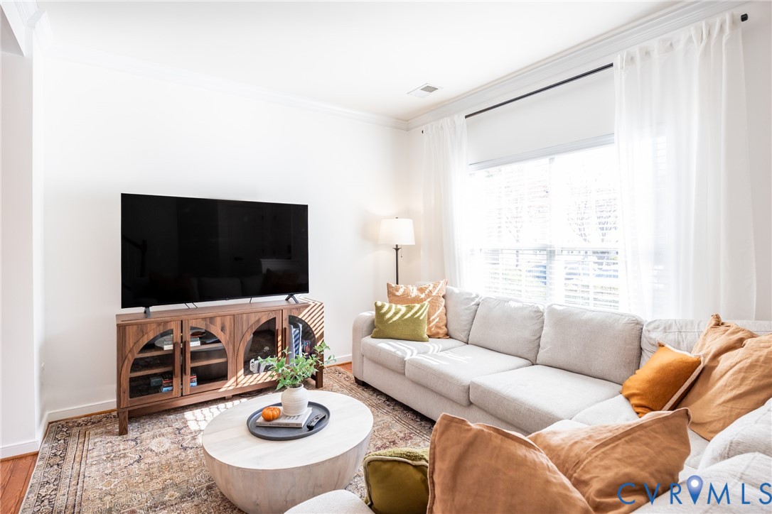 8646 Springwater Drive