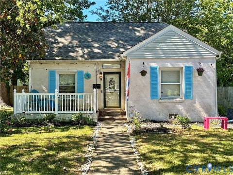 Photo of 8 Clover Street, Hampton, VA 23669 (MLS # 2624720)