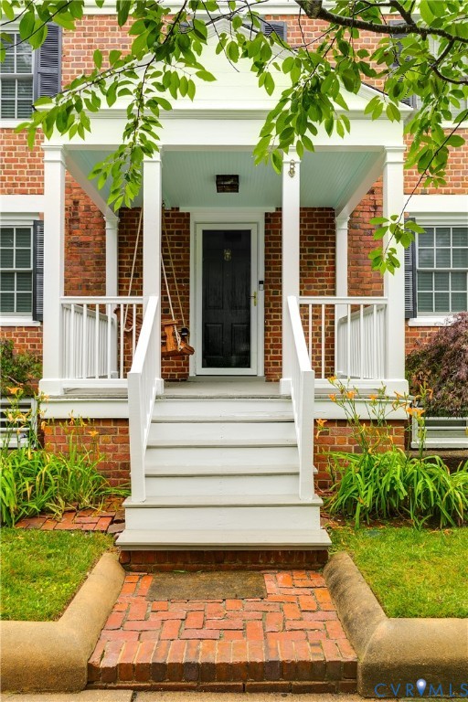 1500 W 41st Street