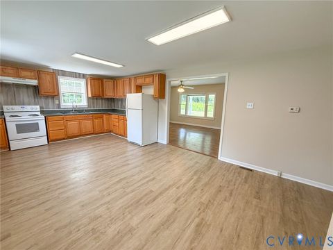 Tiny photo for 7798 W Courthouse Road, Burkeville, VA 23922 (MLS # 2618998)