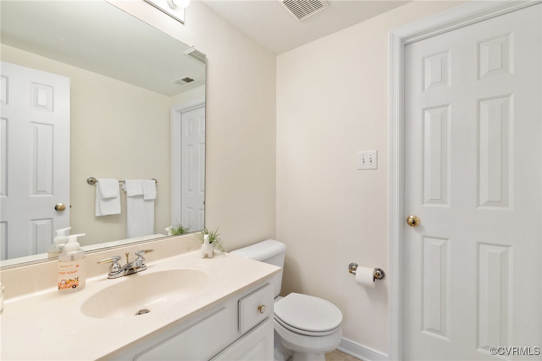 Midlothian, Virginia 23112, United States, 4 Bedrooms Bedrooms, ,3 BathroomsBathrooms,Residential,Pending,76470