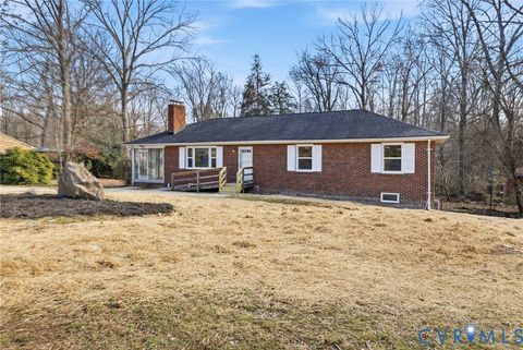 Photo of 6827 Melville Drive, Chesterfield, VA 23832 (MLS # 2604427)