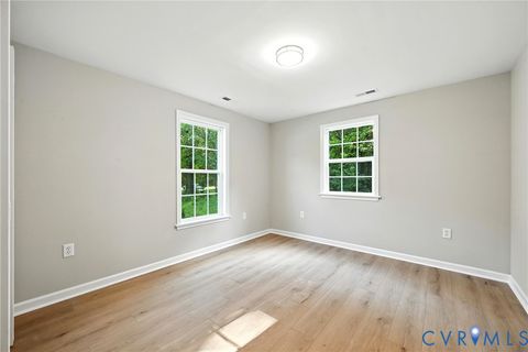 Tiny photo for 24611 Williamson Road, Dinwiddie, VA 23841 (MLS # 2609934)