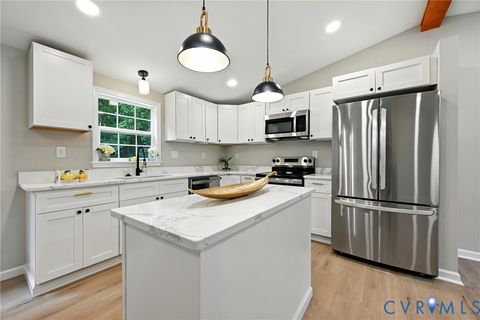 Tiny photo for 24611 Williamson Road, Dinwiddie, VA 23841 (MLS # 2609934)