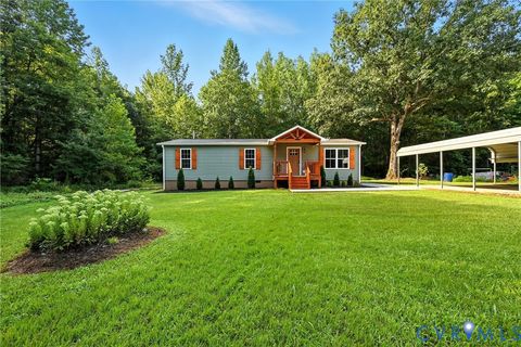 Tiny photo for 24611 Williamson Road, Dinwiddie, VA 23841 (MLS # 2609934)