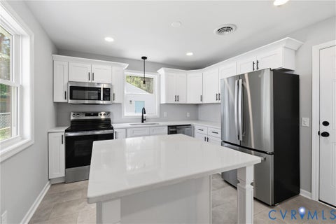 Tiny photo for 515 S 20th Avenue, Hopewell, VA 23860 (MLS # 2621508)
