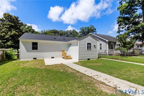 Tiny photo for 515 S 20th Avenue, Hopewell, VA 23860 (MLS # 2621508)