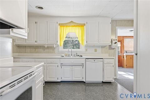 Tiny photo for 1657 Forest Glenn Circle, Chester, VA 23836 (MLS # 2533389)