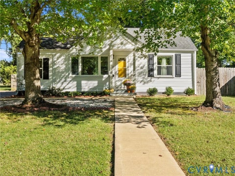Tiny photo for 3933 Alma Avenue, Richmond, VA 23222 (MLS # 2626429)