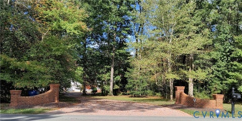 Tiny photo for 10730 Chalkley Road, Chesterfield, VA 23237 (MLS # 2628267)