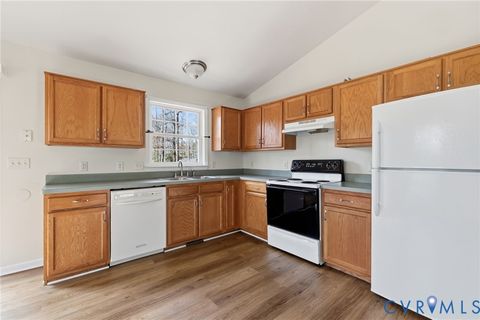 Tiny photo for 132 Land Or Drive, Ruther Glen, VA 22546 (MLS # 2604363)