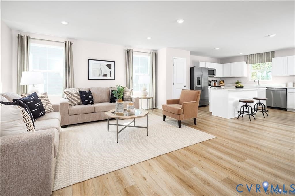 16075 Meadowlark Loop
