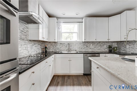 Tiny photo for 2224 Seminary Avenue, Richmond, VA 23220 (MLS # 2626099)