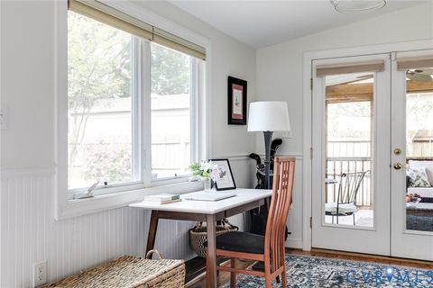 Tiny photo for 4411 Hanover Avenue, Richmond, VA 23221 (MLS # 2610744)