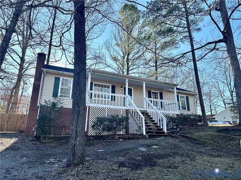 Photo of 8413 Boones Trail Road, Chesterfield, VA 23832 (MLS # 2601615)