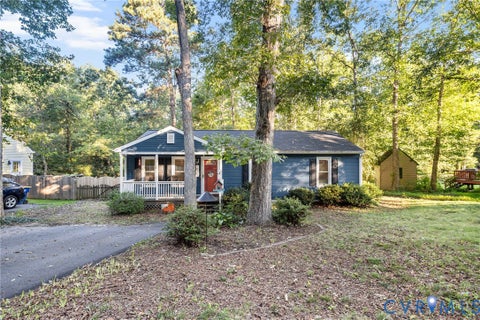 Photo of 10500 Sarata Lane, Chesterfield, VA 23832 (MLS # 2625991)